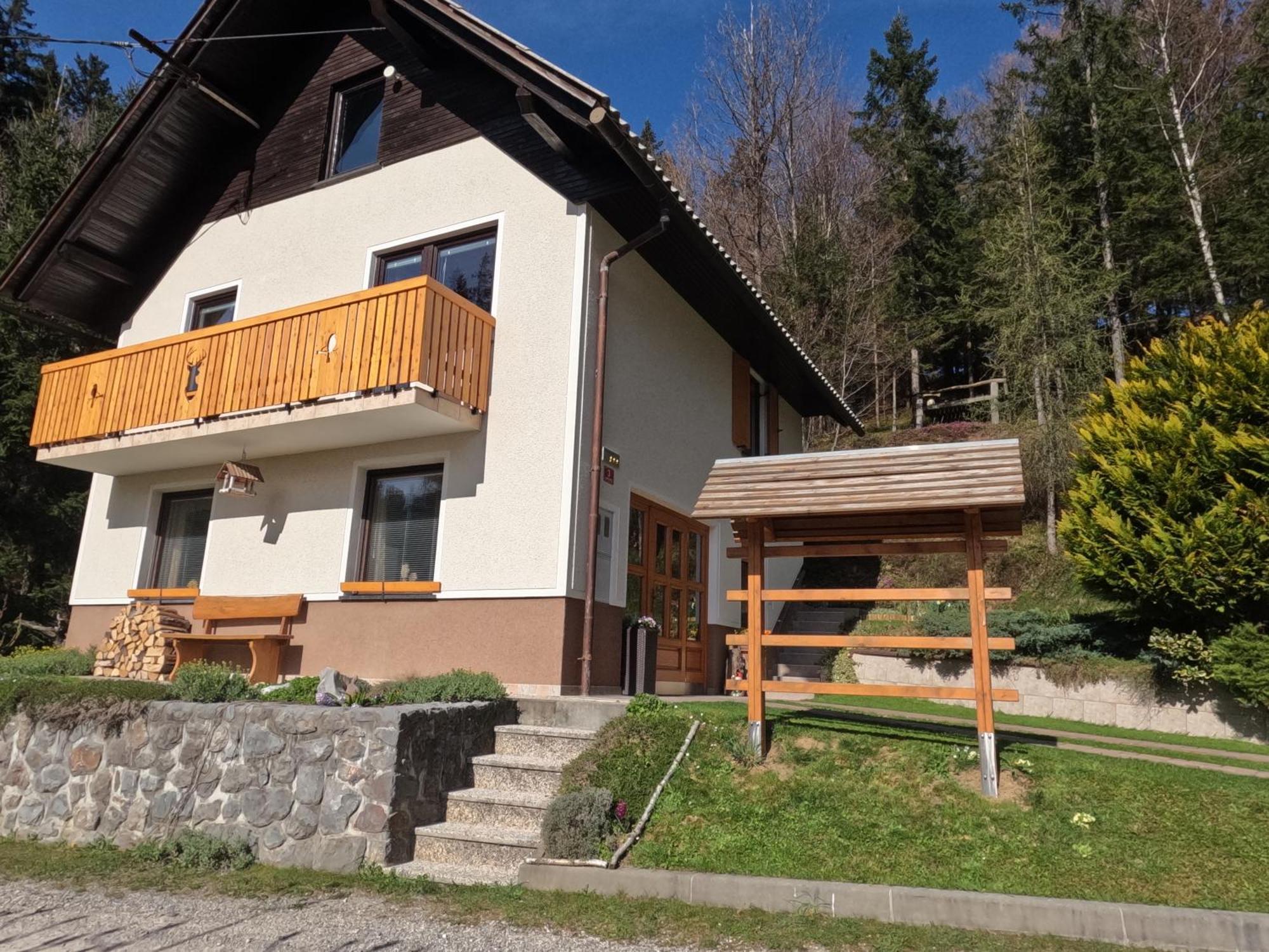Holiday Home Forest Peace, Lavrovec Hlevni Vrh Luaran gambar