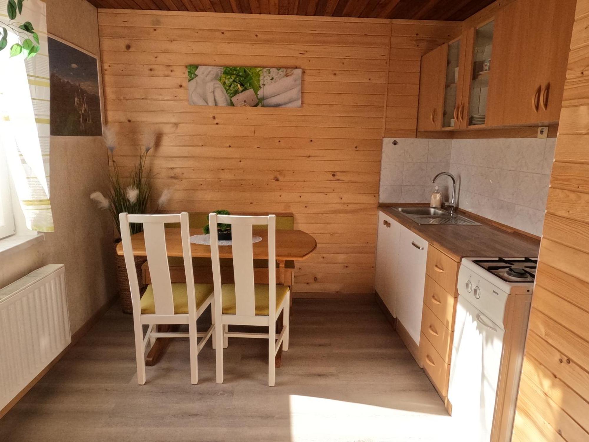 Holiday Home Forest Peace, Lavrovec Hlevni Vrh Luaran gambar