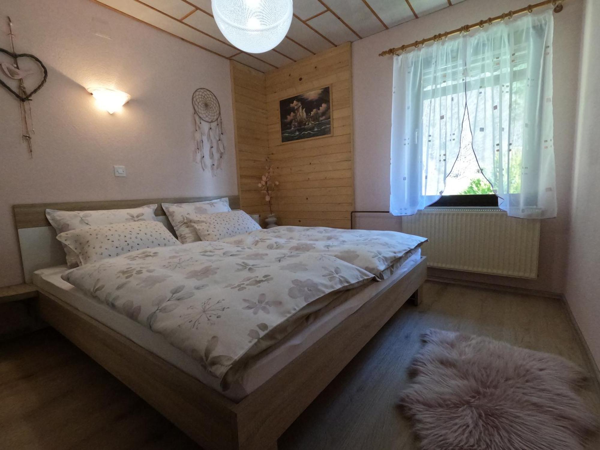 Holiday Home Forest Peace, Lavrovec Hlevni Vrh Luaran gambar